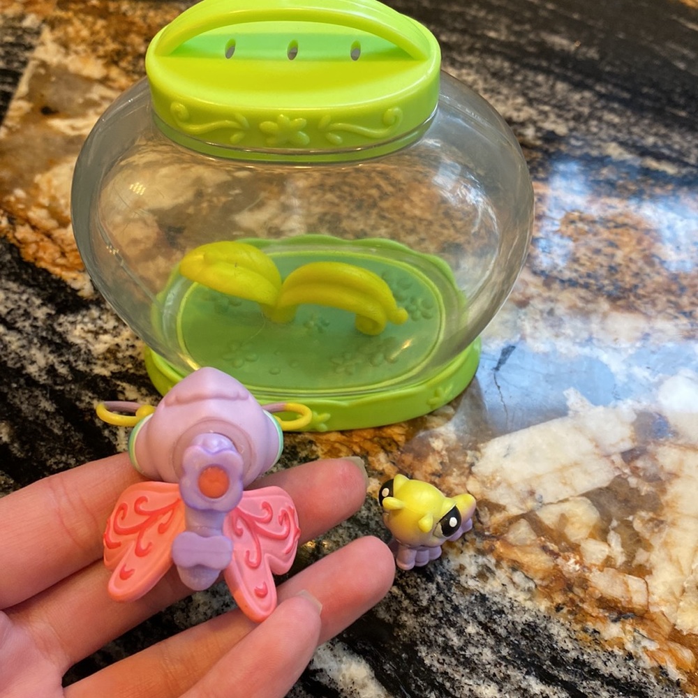 Littlest Pet Shop Butterfly - Picture 3 of 6